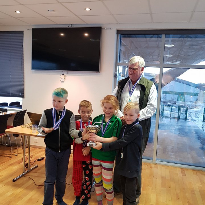 Vinningslið skólans í yngsta flokknum