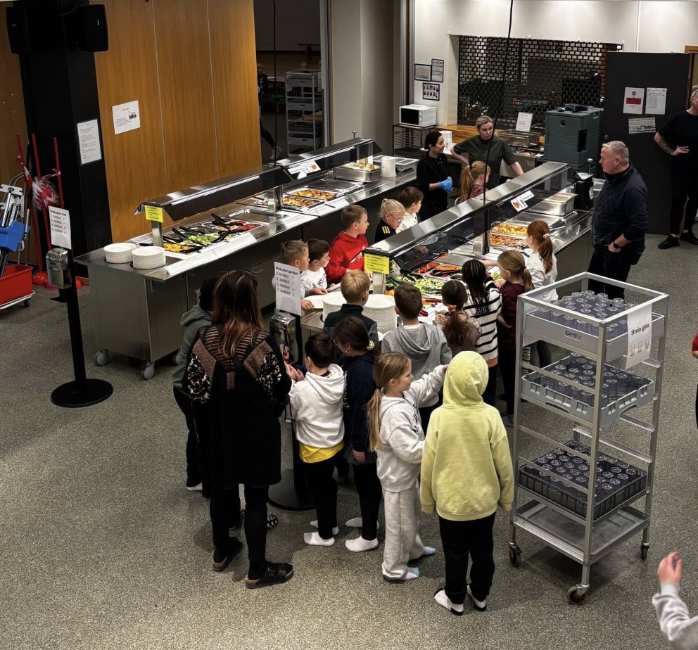 Sjálfskömmtun í matsalnum