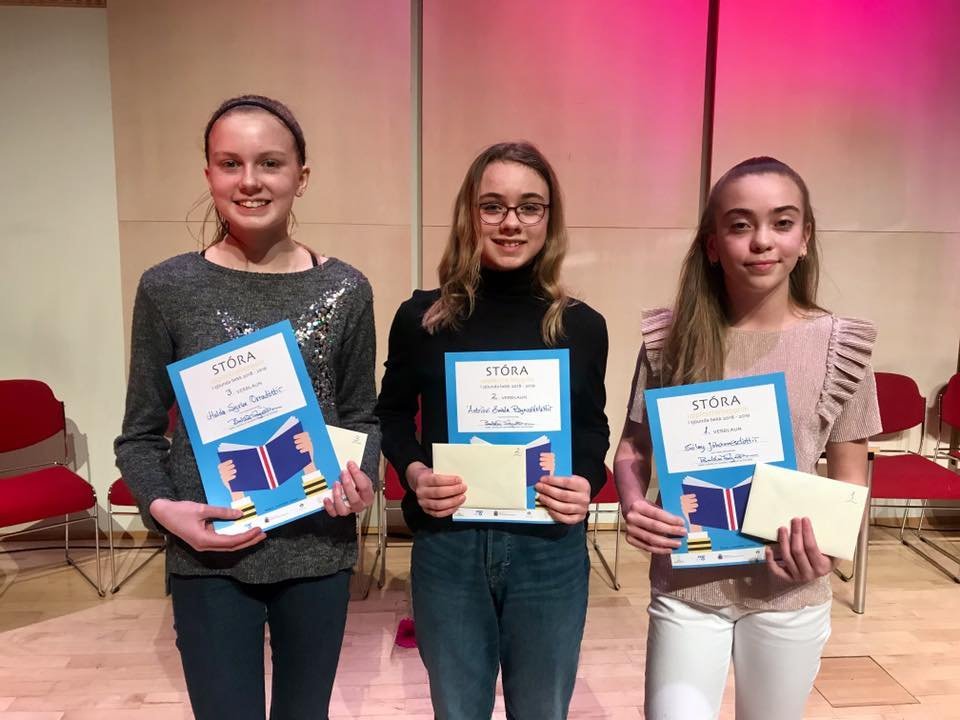 Sóley er lengst til hægri á myndinni.